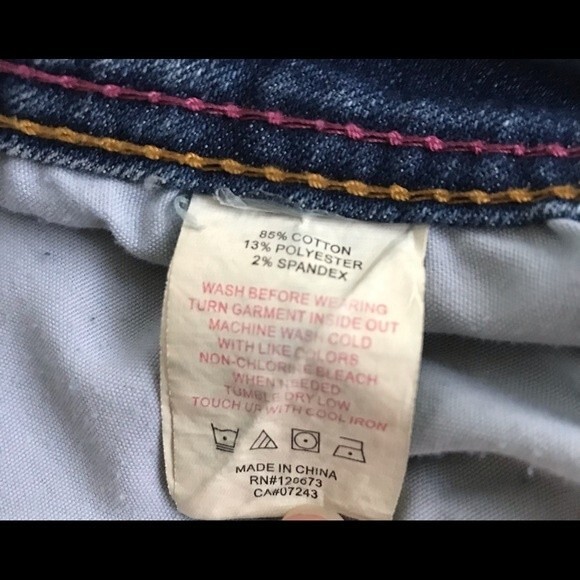 Ecko Red Denim Distressed Studded Back Pocket Straight Leg Jeans Women's Size 22 - Picture 14 of 16